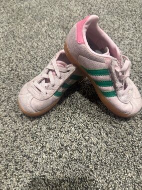 adidas Kids Pink Suede Sneakers with Green Stripes